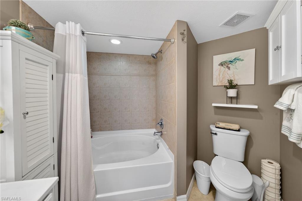 THE RESIDENCE - Residential