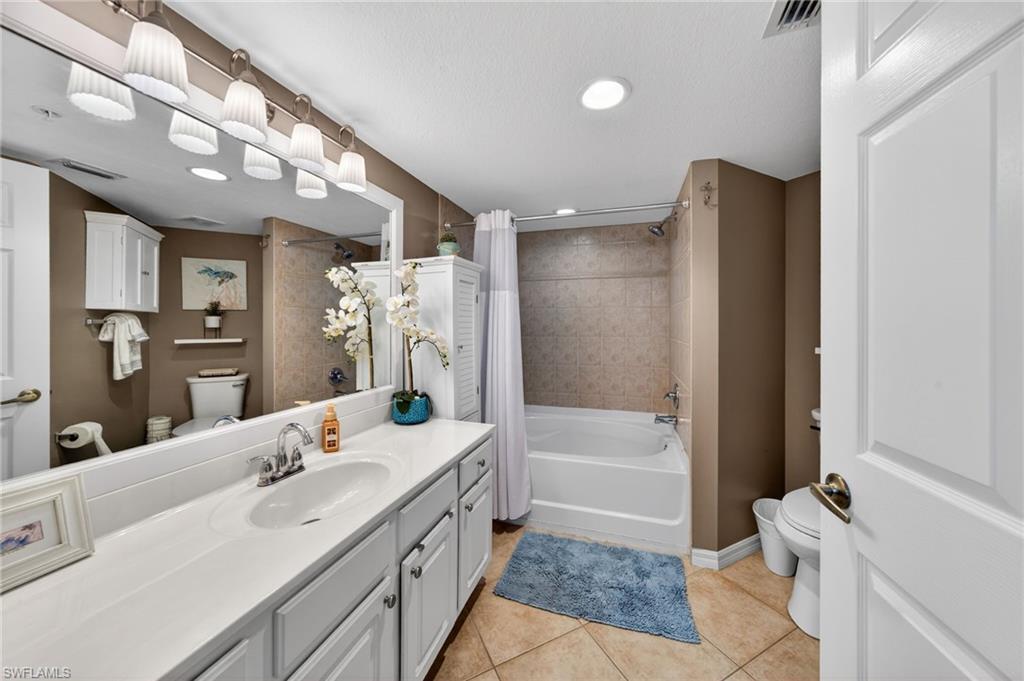 THE RESIDENCE - Residential