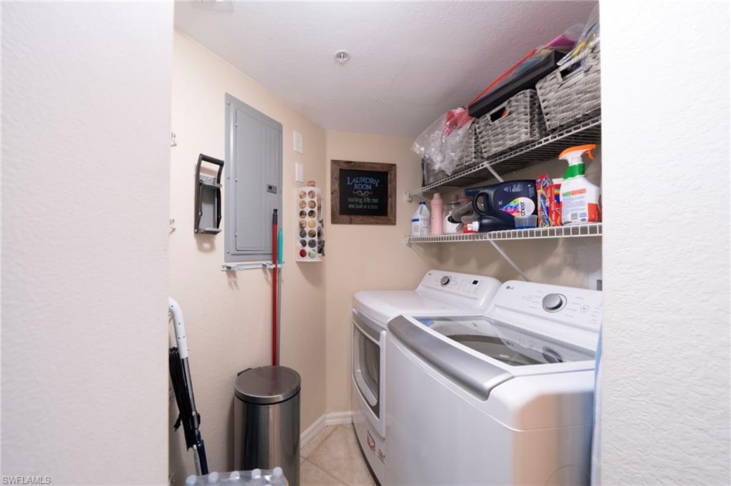 THE RESIDENCE - Residential