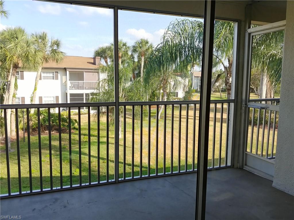 FOXMOOR CONDO - Residential