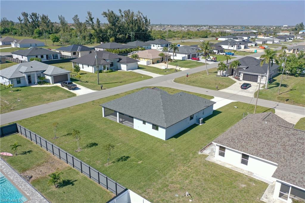 CAPE CORAL - Residential