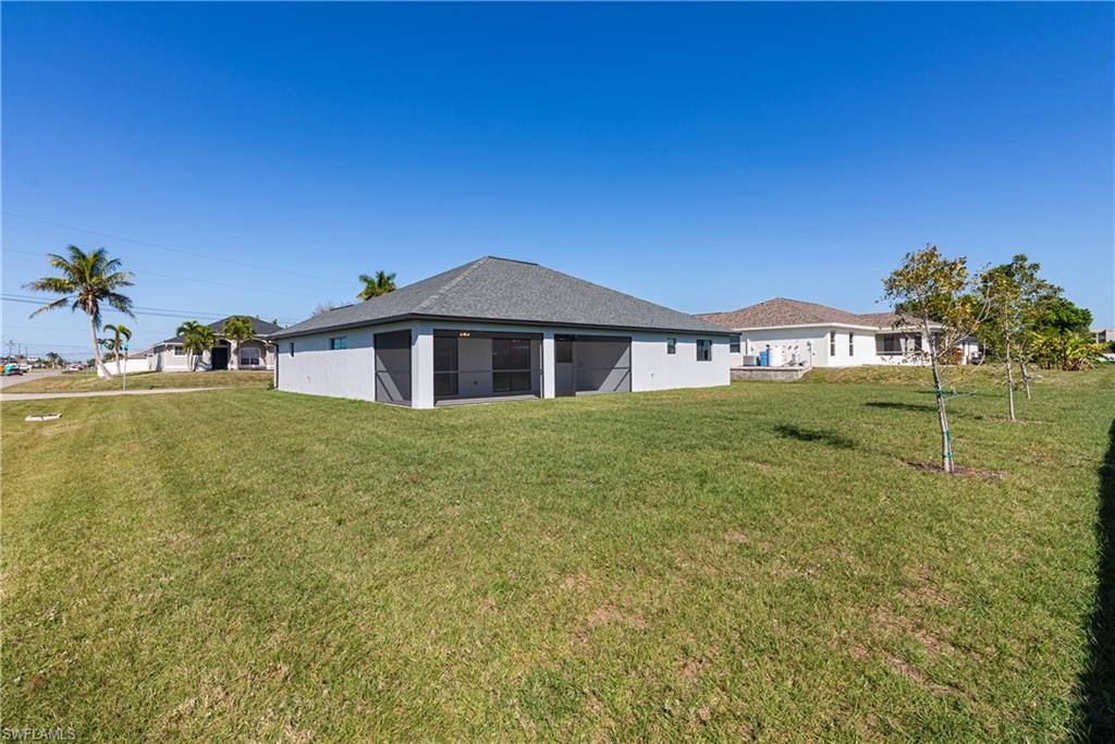 CAPE CORAL - Residential