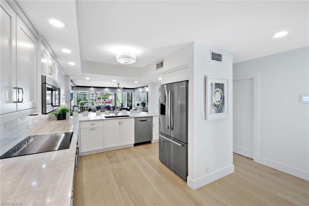 NAPLES BAY CLUB - Residential Lease