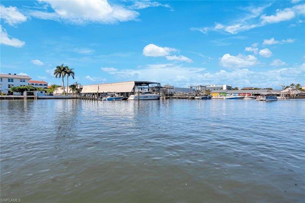 NAPLES BAY CLUB - Residential Lease