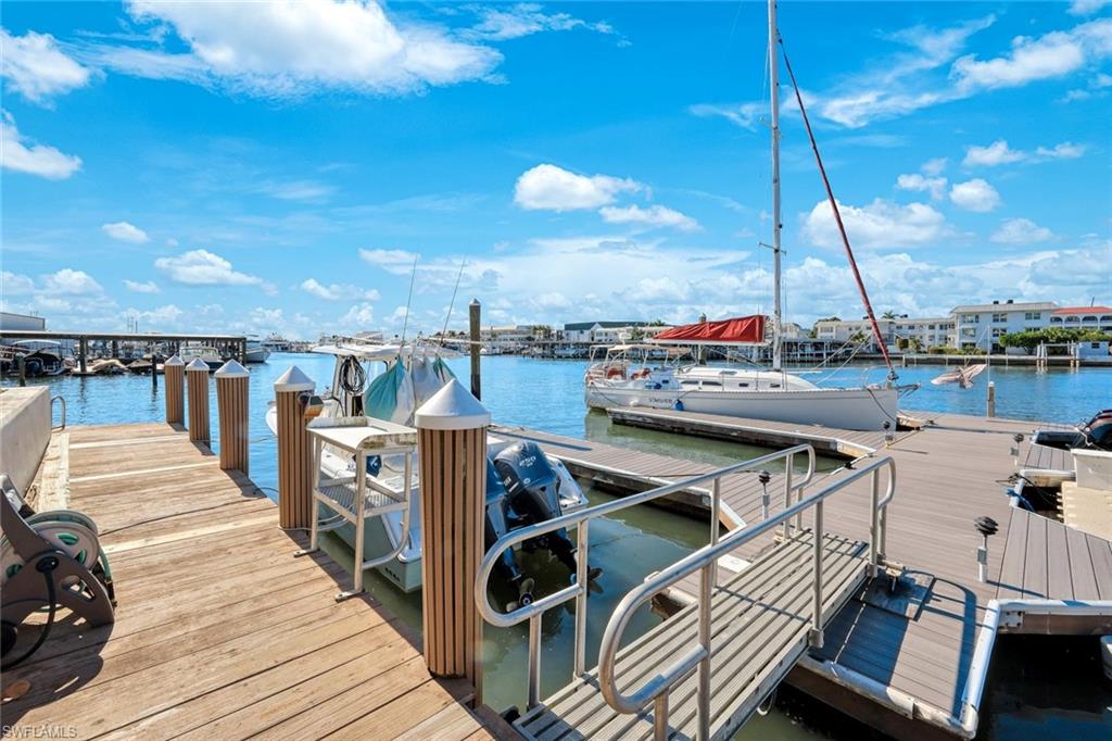 NAPLES BAY CLUB - Residential Lease