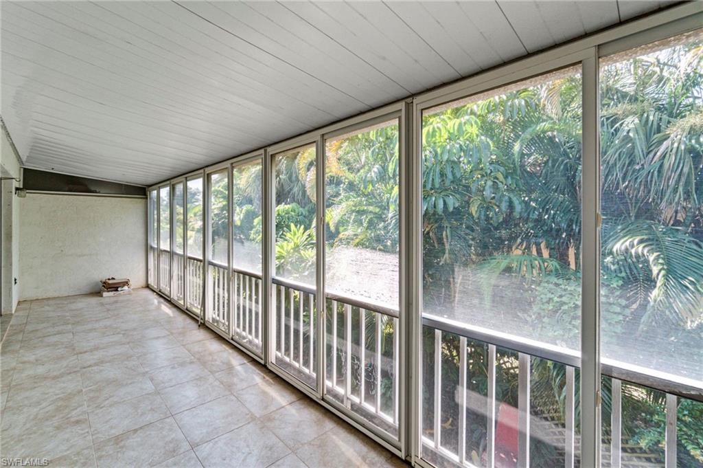 VILLA CAPRI CONDOMINIUM - Residential