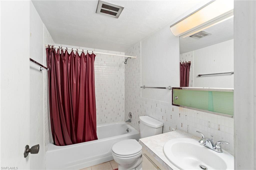 VILLA CAPRI CONDOMINIUM - Residential