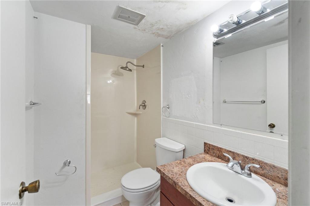 VILLA CAPRI CONDOMINIUM - Residential