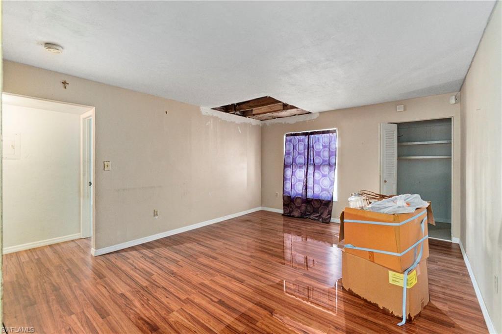 VILLA CAPRI CONDOMINIUM - Residential