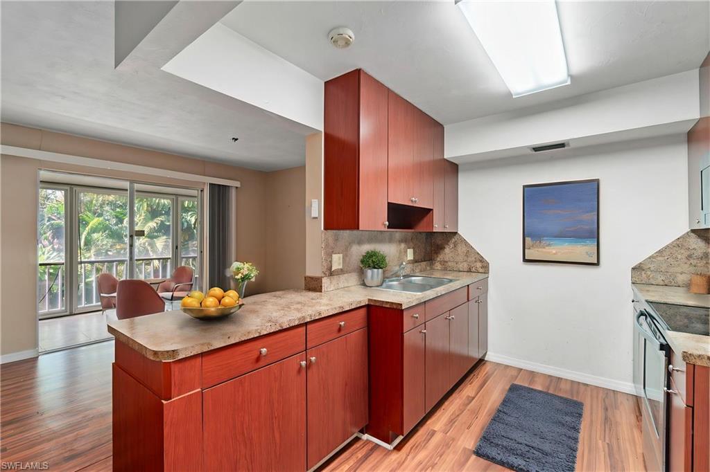 VILLA CAPRI CONDOMINIUM - Residential