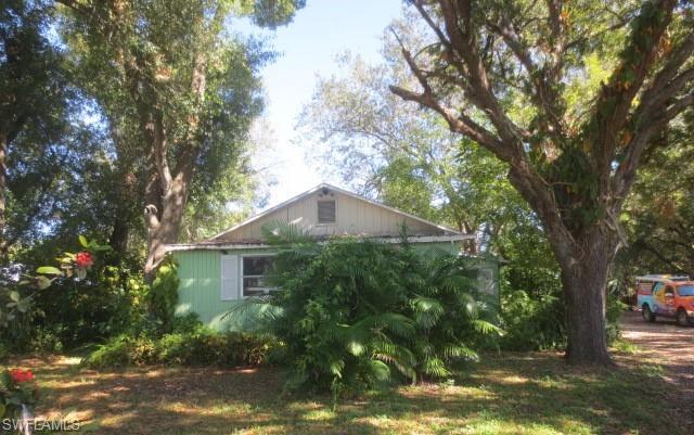 RUSSELL PARK - Residential