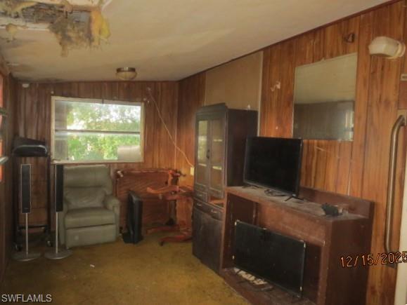 RUSSELL PARK - Residential