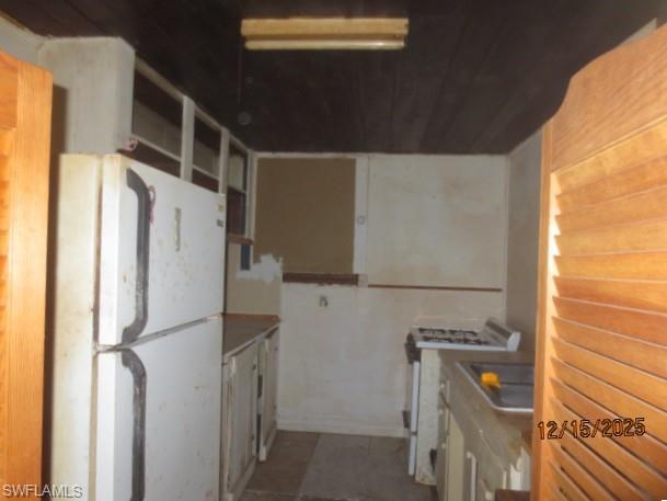 RUSSELL PARK - Residential