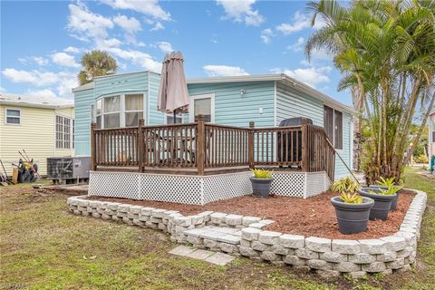 A home in ESTERO