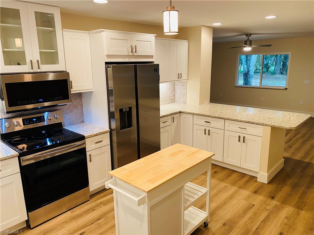 ACREAGE HEADER - Residential