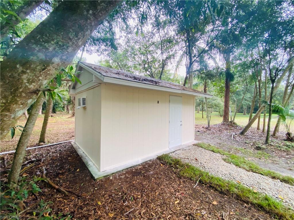 ACREAGE HEADER - Residential