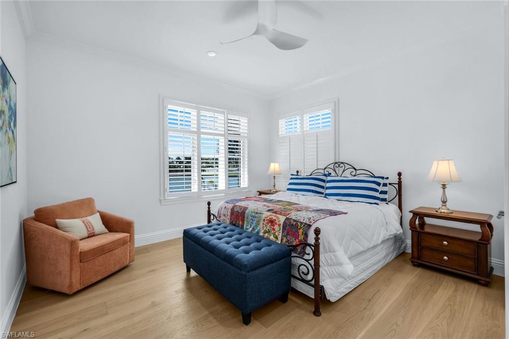 MOORINGS - Residential