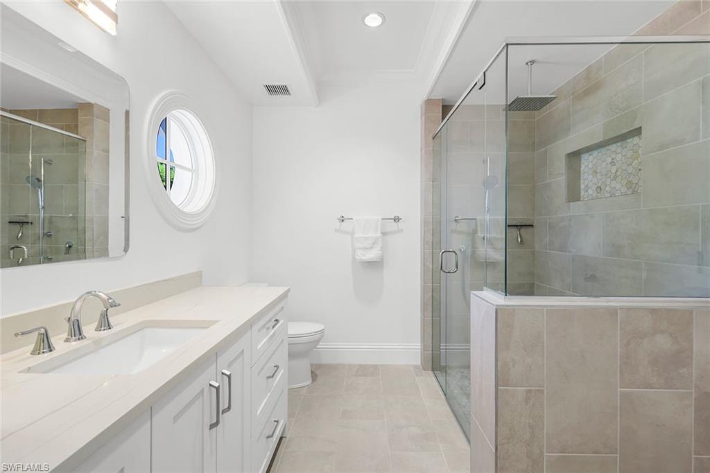 MOORINGS - Residential