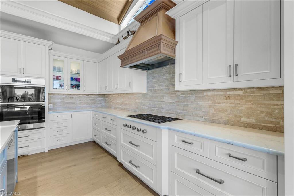 MOORINGS - Residential