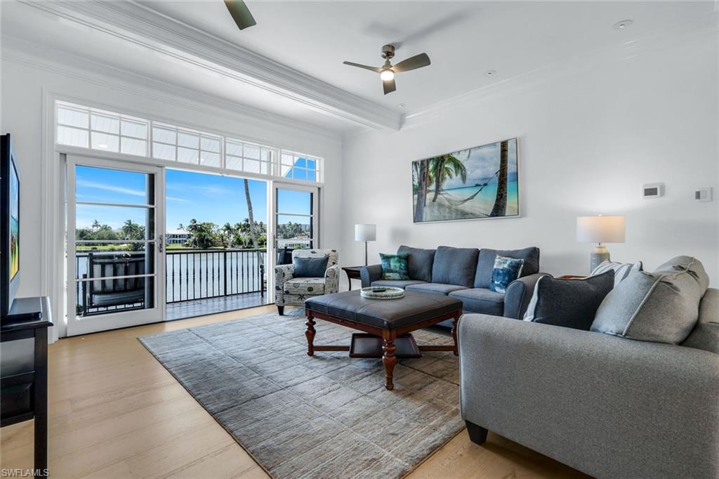 MOORINGS - Residential