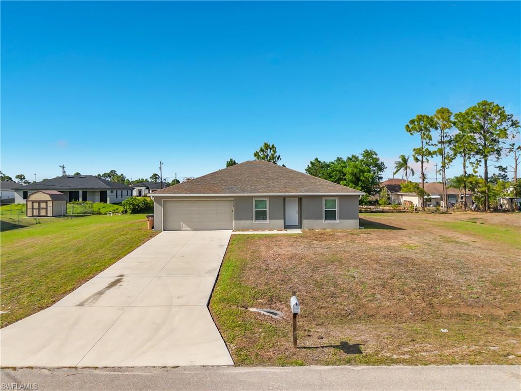 LEHIGH ACRES - Residential
