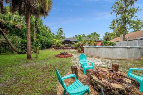 A home in NAPLES