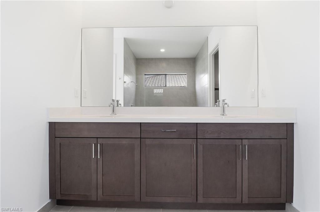 MAPLE RIDGE - Residential