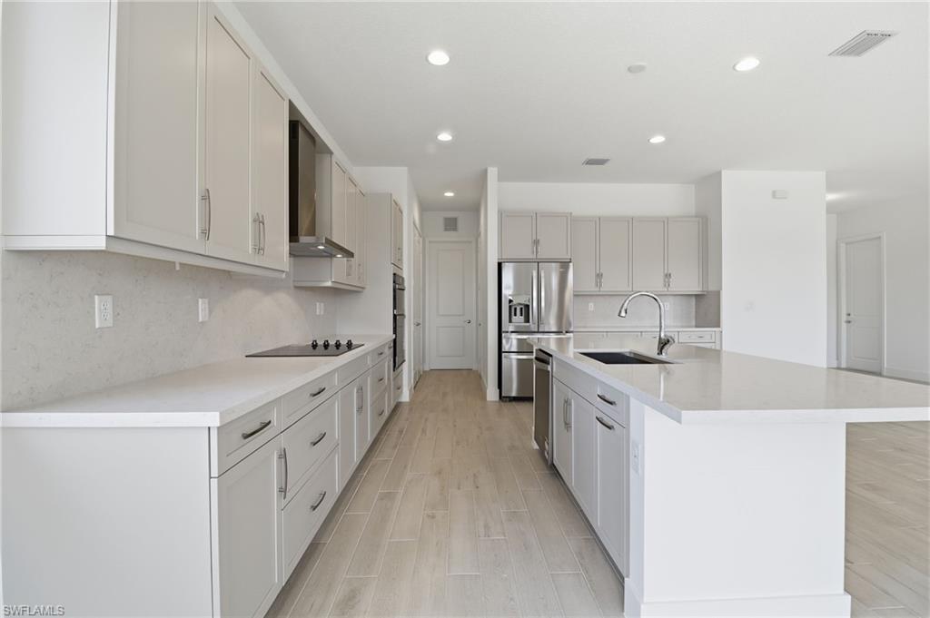 MAPLE RIDGE - Residential