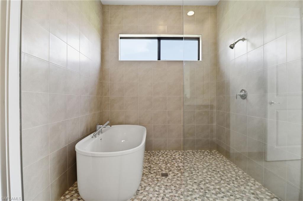 MAPLE RIDGE - Residential