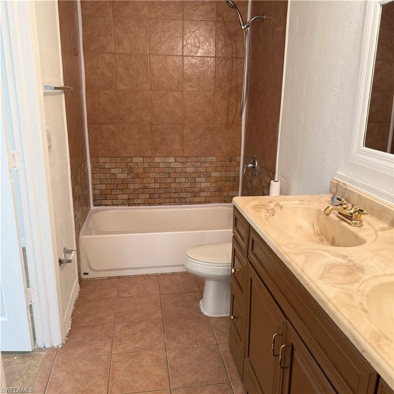 HARLEM LAKE - Residential Lease