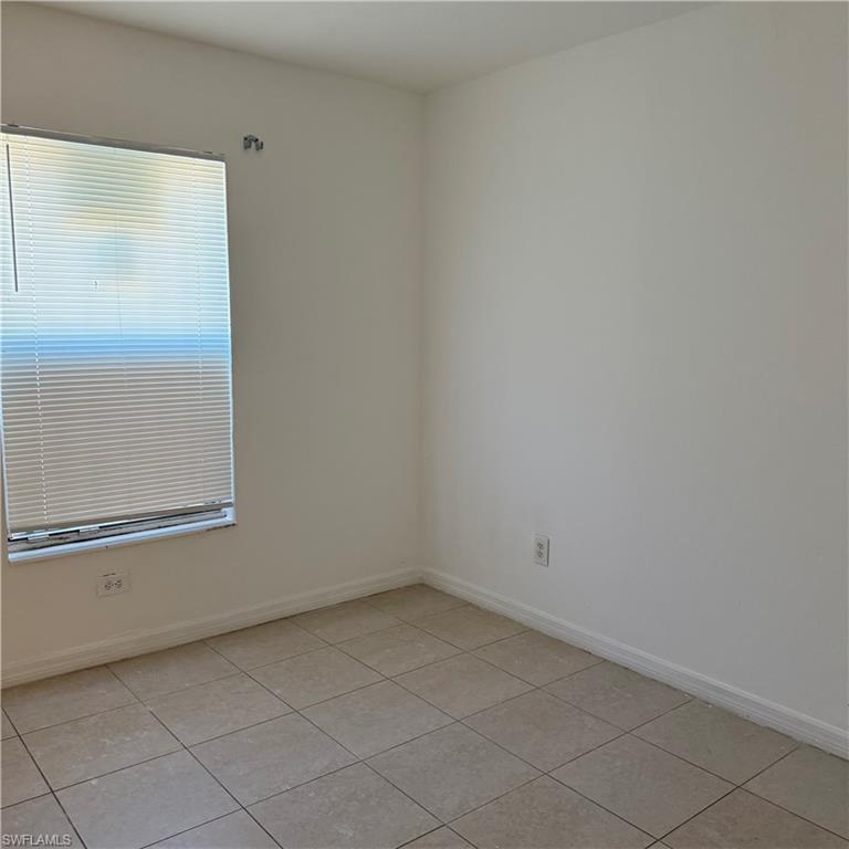 HARLEM LAKE - Residential Lease