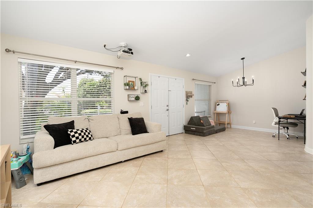 EAGLE POINTE - Residential