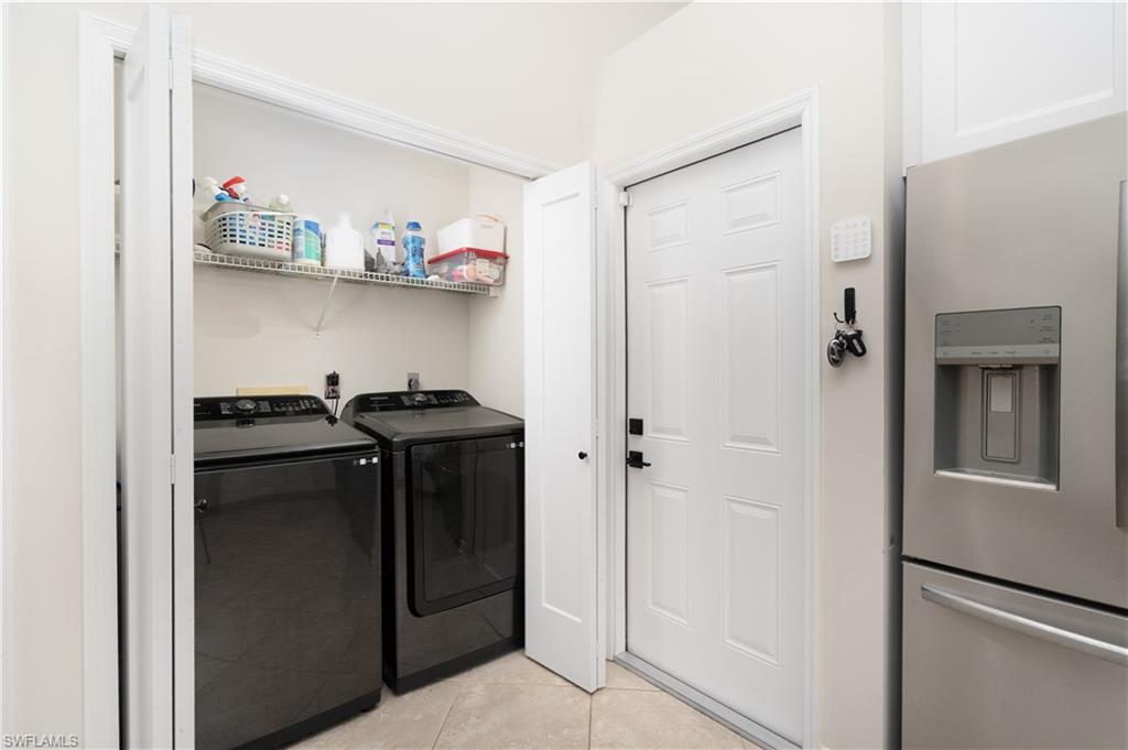 EAGLE POINTE - Residential