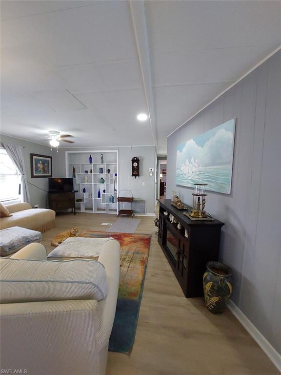 FOREST PARK MOBILE HOME - Residential