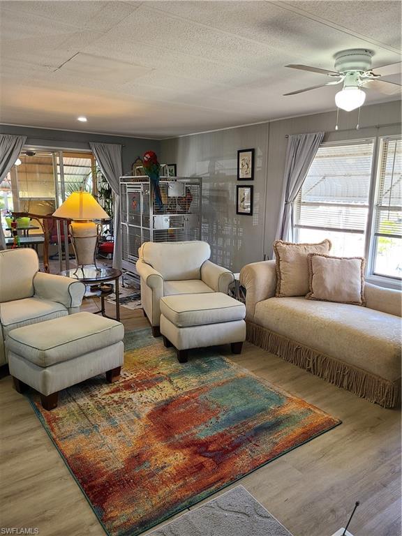 FOREST PARK MOBILE HOME - Residential