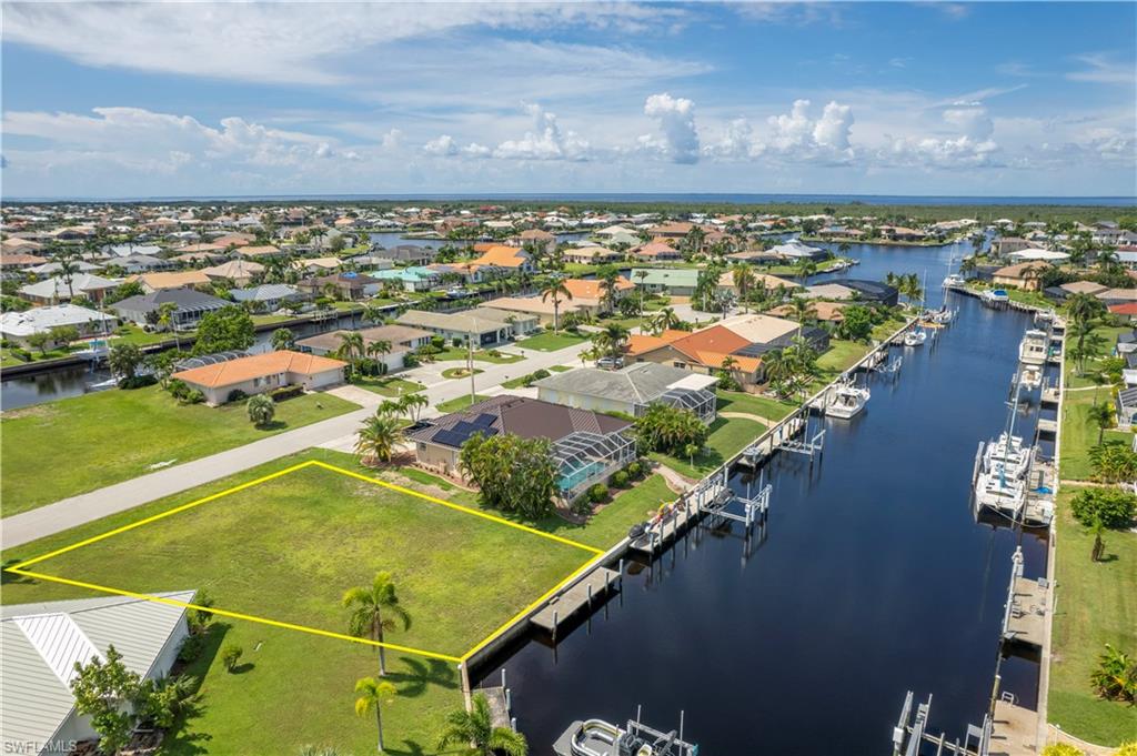 PUNTA GORDA ISLES - Land