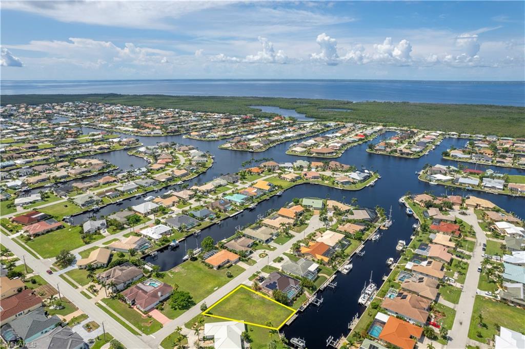 PUNTA GORDA ISLES - Land