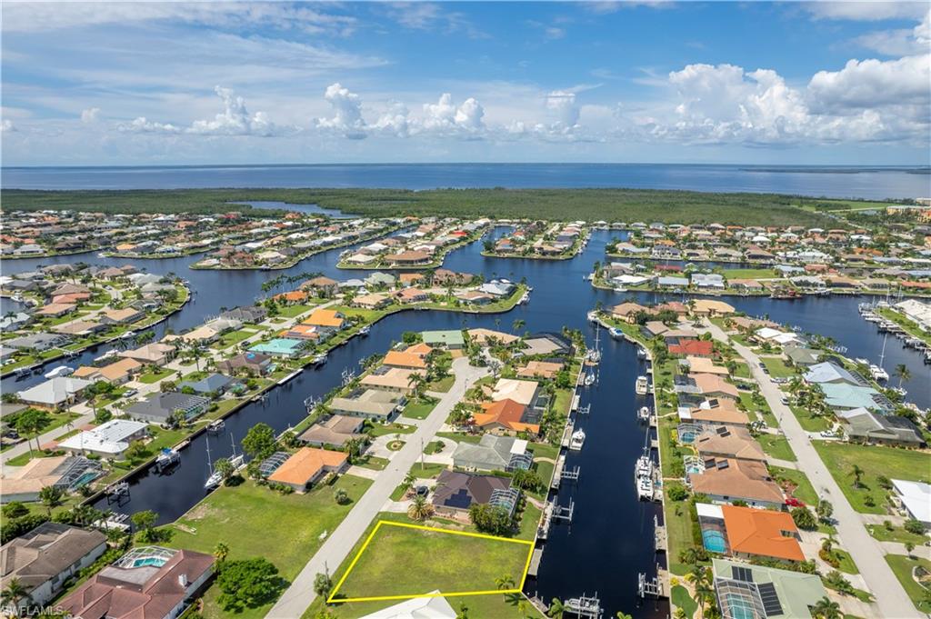 PUNTA GORDA ISLES - Land