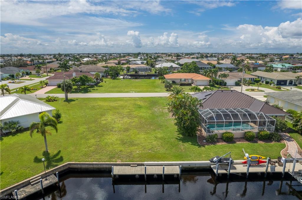 PUNTA GORDA ISLES - Land