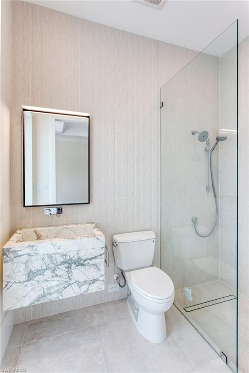 MOORINGS - Residential