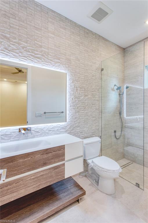 MOORINGS - Residential