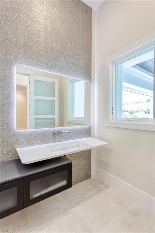 MOORINGS - Residential