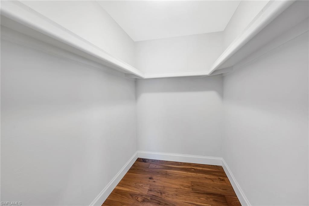 MARCO BEACH - Residential