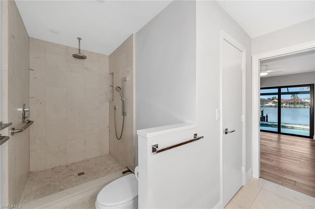 MARCO BEACH - Residential