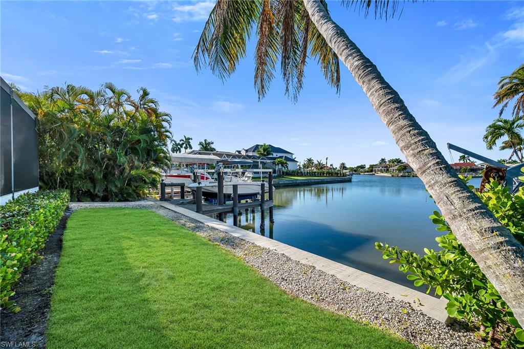 MARCO BEACH - Residential