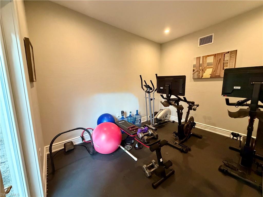 VALENCIA TERRACE - Residential