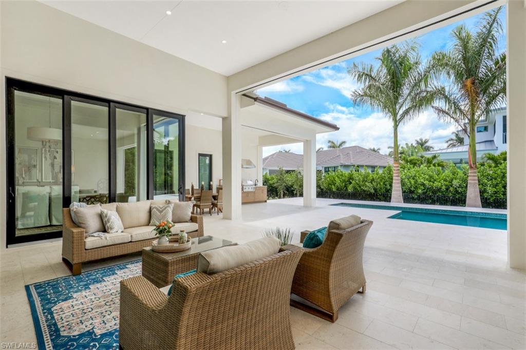 MOORINGS - Residential