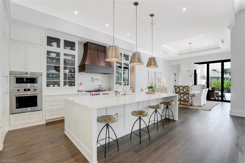 MOORINGS - Residential