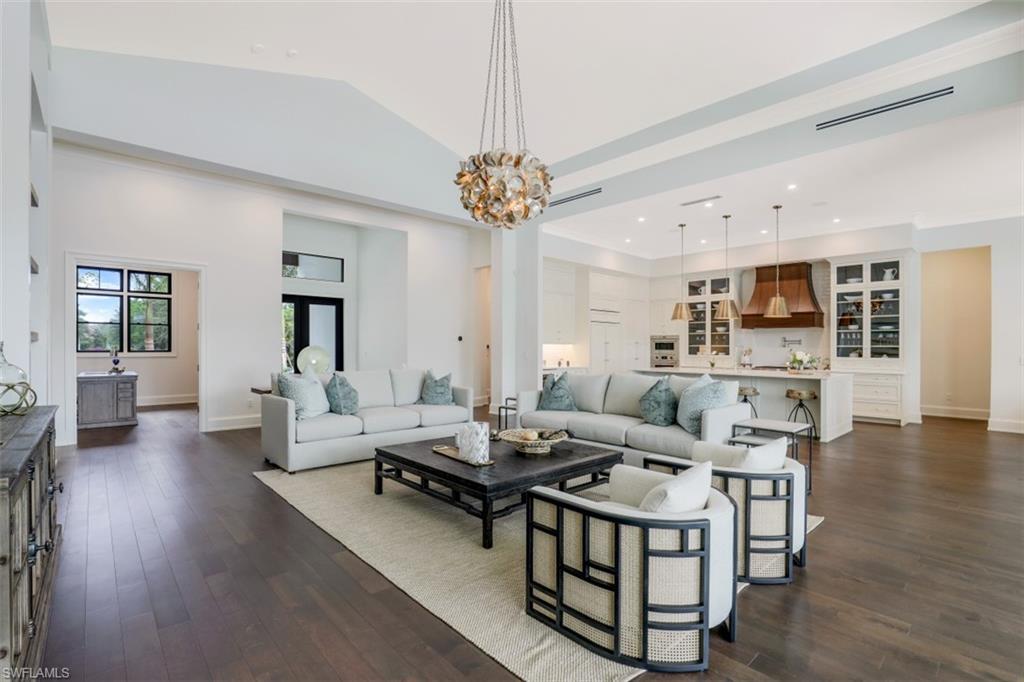 MOORINGS - Residential