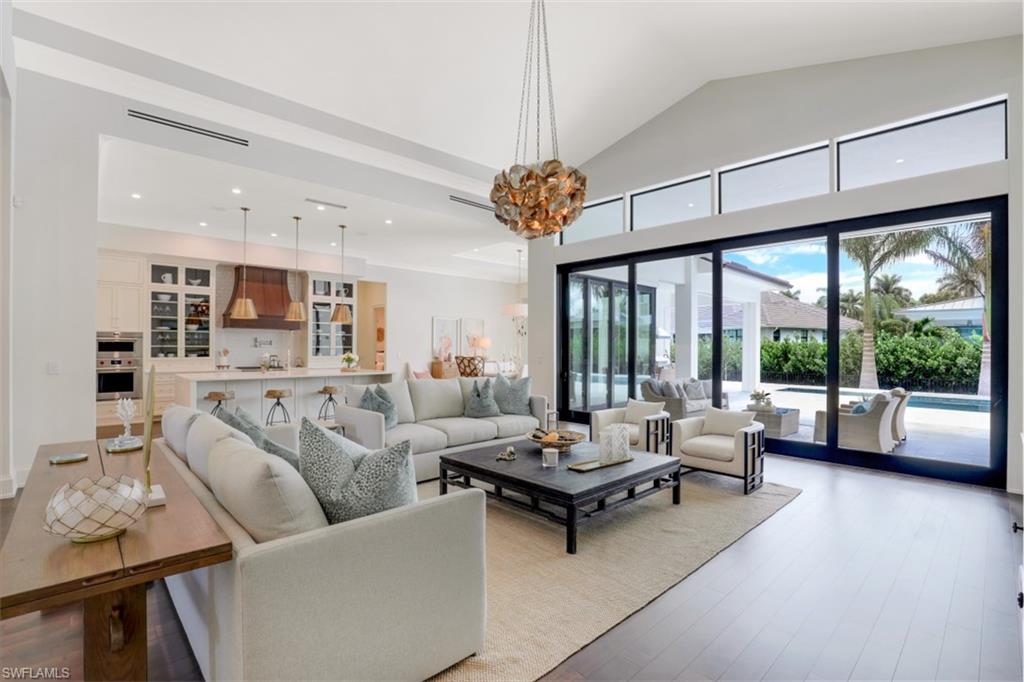 MOORINGS - Residential